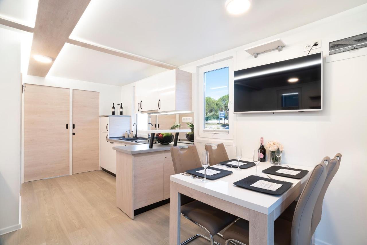 The Sea Lodges Portoroz - Bootshaus Floating Sea House المظهر الخارجي الصورة